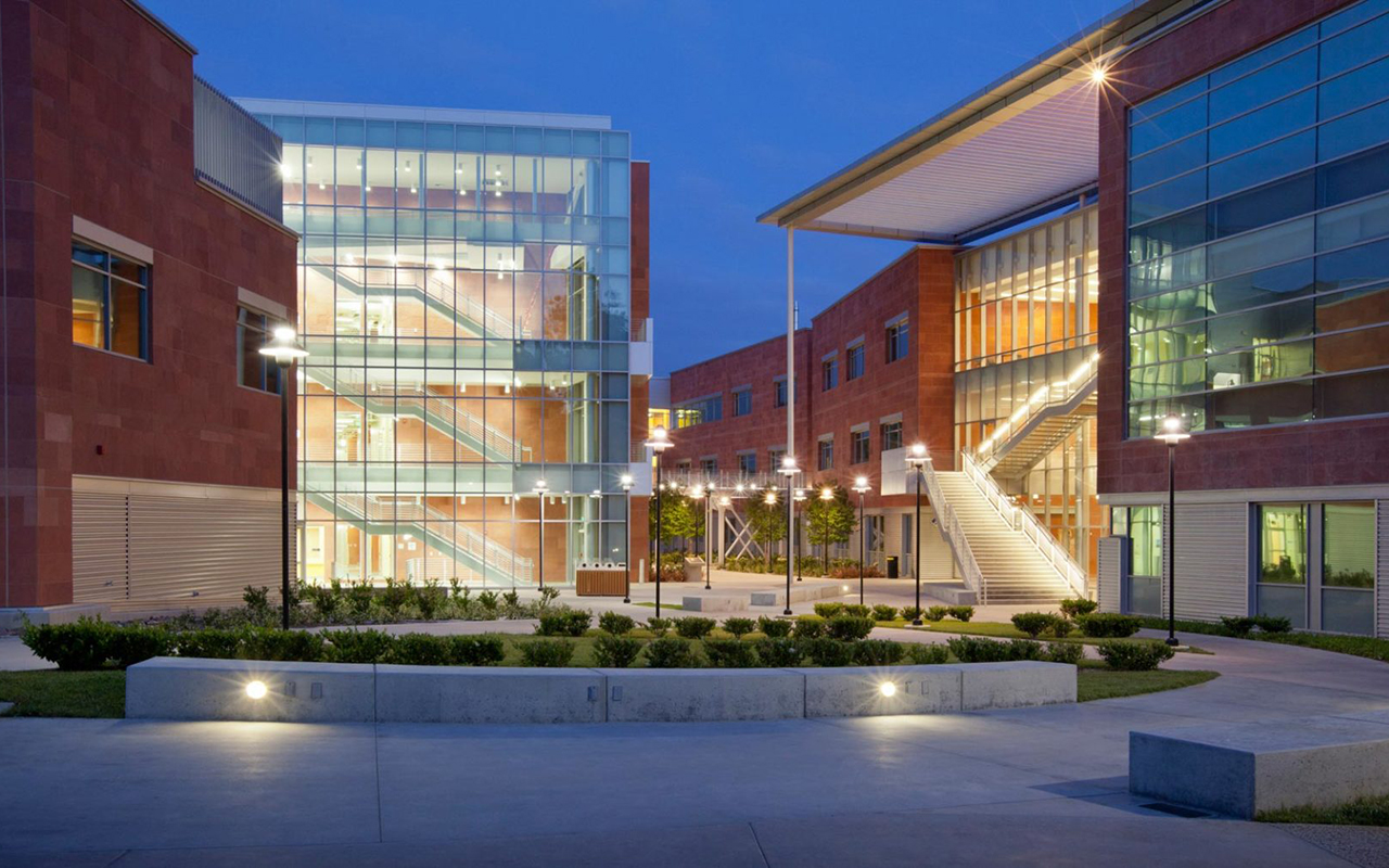 California State University, Los Angeles — Wallis Annenberg Integrated Sciences Complex (Science Wing B)