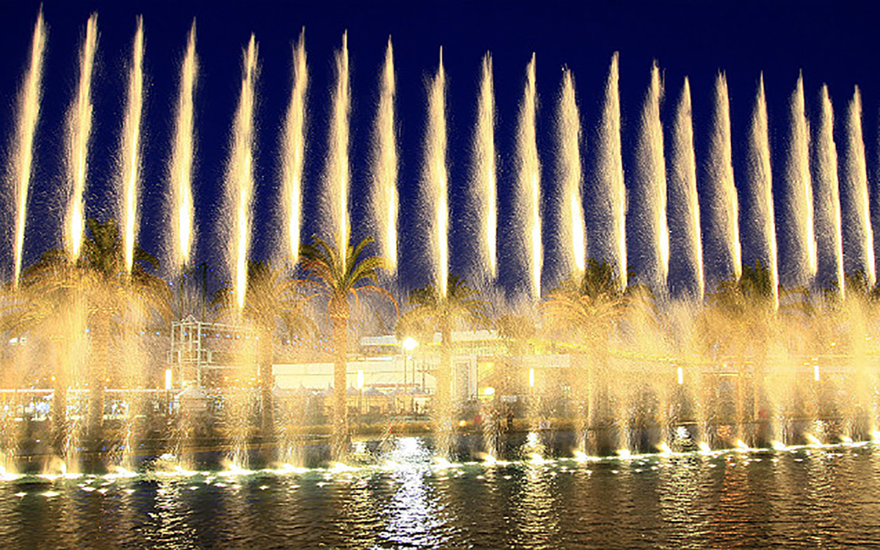 Port of Los Angeles — Gateway Plaza Fanfare Fountains & Water Features
