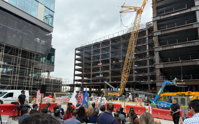 Harbor-UCLA: Topping Out of the New Inpatient Tower (IPT)